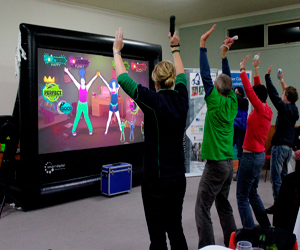 Videojuegos en pantalla gigante despedida de soletero javea